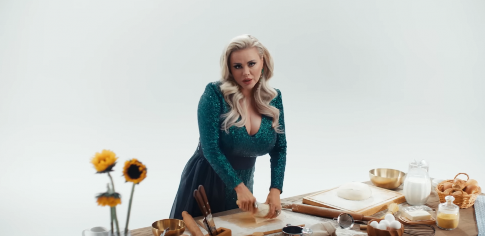 Анна Семенович раскрыла детали разрыва жениха с бывшей супругой